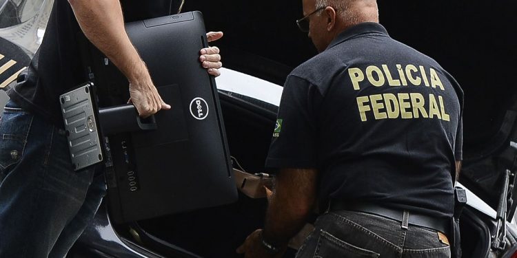 A Polícia Federal e a Receita Federal