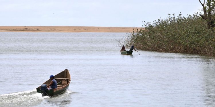 Foz do rio Doce, distrito de Regência - foto: Tânia Rêgo