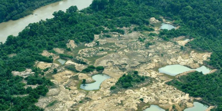 Garimpo na região de Alta Floresta, no Mato Grosso. Foto: SECOM/MT