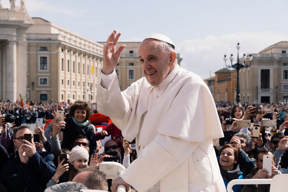Papa Francisco confirma presença na COP28 e reforça chamado para ação climática urgente