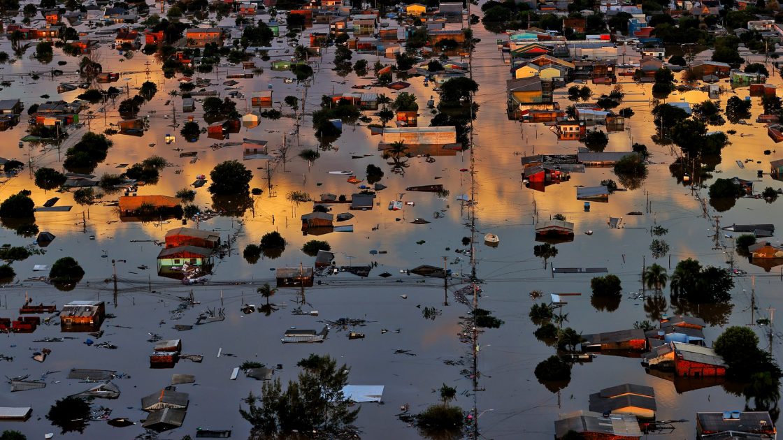 Impacto das enchentes no Rio Grande do Sul são lições de resiliência, solidariedade e prevenção