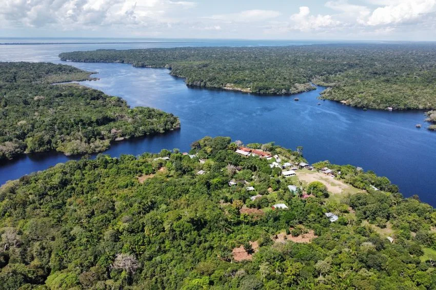 Amazônia comunidade isolada energia solar renovável UCB/Divulgação