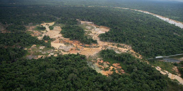 Área de extração de potássio no município amazonense de Autazes