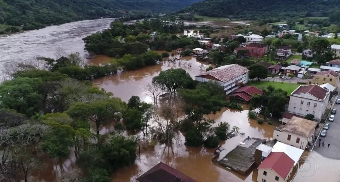 Enchentes na Espanha já causaram 205 mortes, mais do que a tragédia no RS