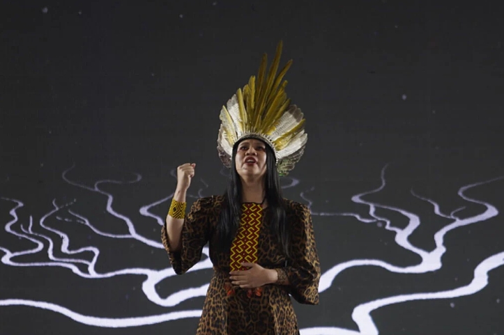 Narubia Werreria, líder do povo Yny. Foto: TEDxAmazônia
