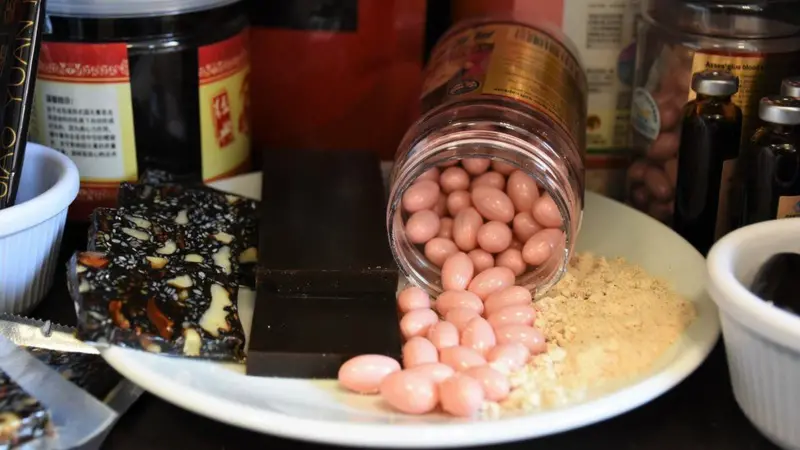 O ejiao é um remédio tradicional vendido em pó, pílulas ou líquido.