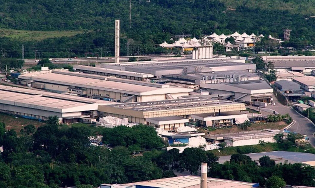 Vista aérea do Polo Industrial de Manaus. Iniciativa do Idesam e PPBio objetiva reaproveitar resíduos sólidos produzidos pelas fábricas da região. Foto: Divulgação/Suframa.