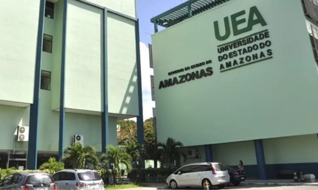 Fachada da Universidade do Estado do Amazonas (UEA), em Manaus, onde foi inaugurado o Laboratório Math4Green.