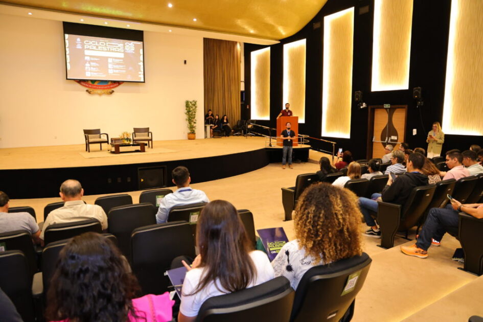 ciclo de palestras 2 filipe jazz scaled 1