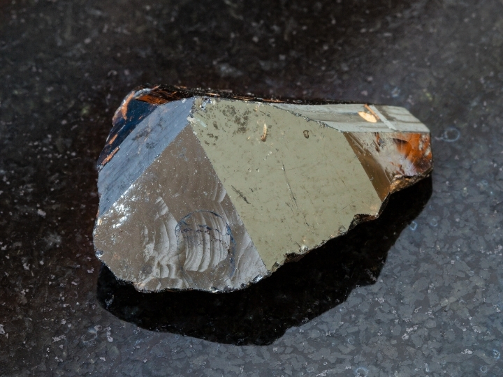 Minério de cassiterita.