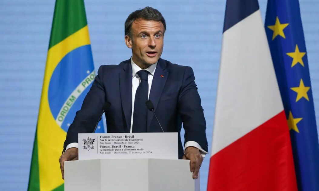 Emmanuel Macron faz discurso oficial reforçando oposição francesa ao acordo UE-Mercosul.