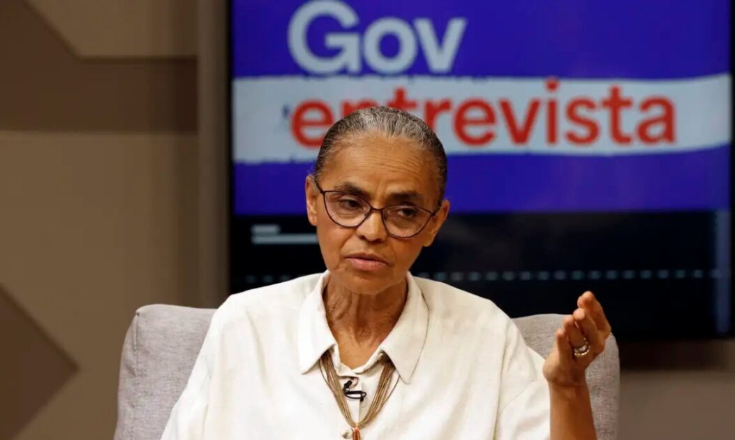 Ministra Marina Silva durante entrevista sobre a judicialização da nova lei de licenciamento ambiental.