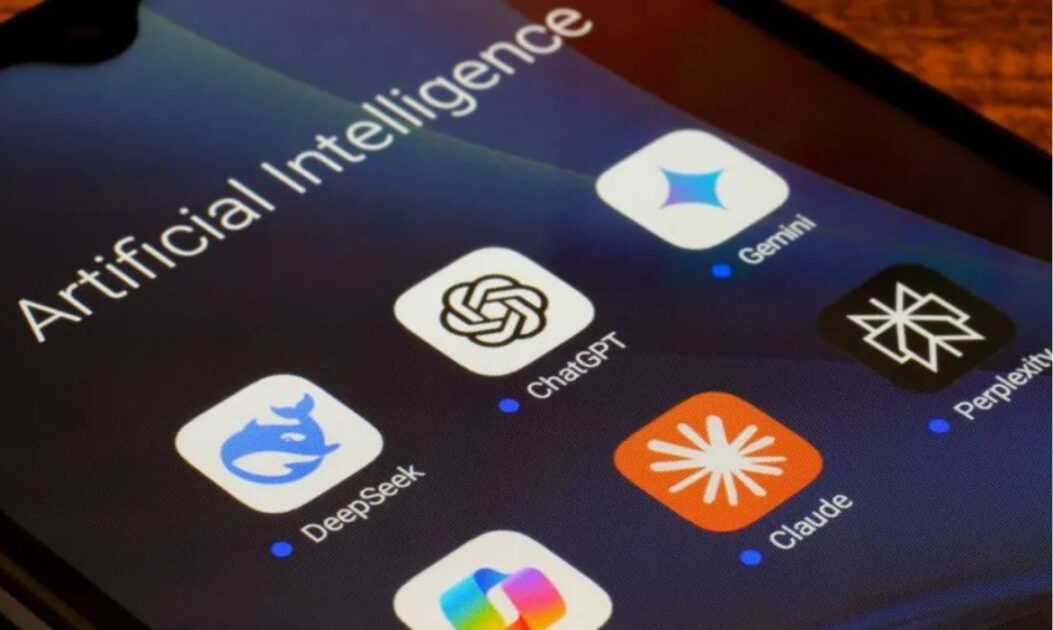 Tela de celular exibindo aplicativos de inteligência artificial com o termo "Artificial Intelligence" destacado na parte superior da imagem.