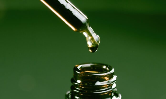 Óleo vegetal em frasco com conta-gotas, representando ativos da biodiversidade amazônica usados em produtos naturais